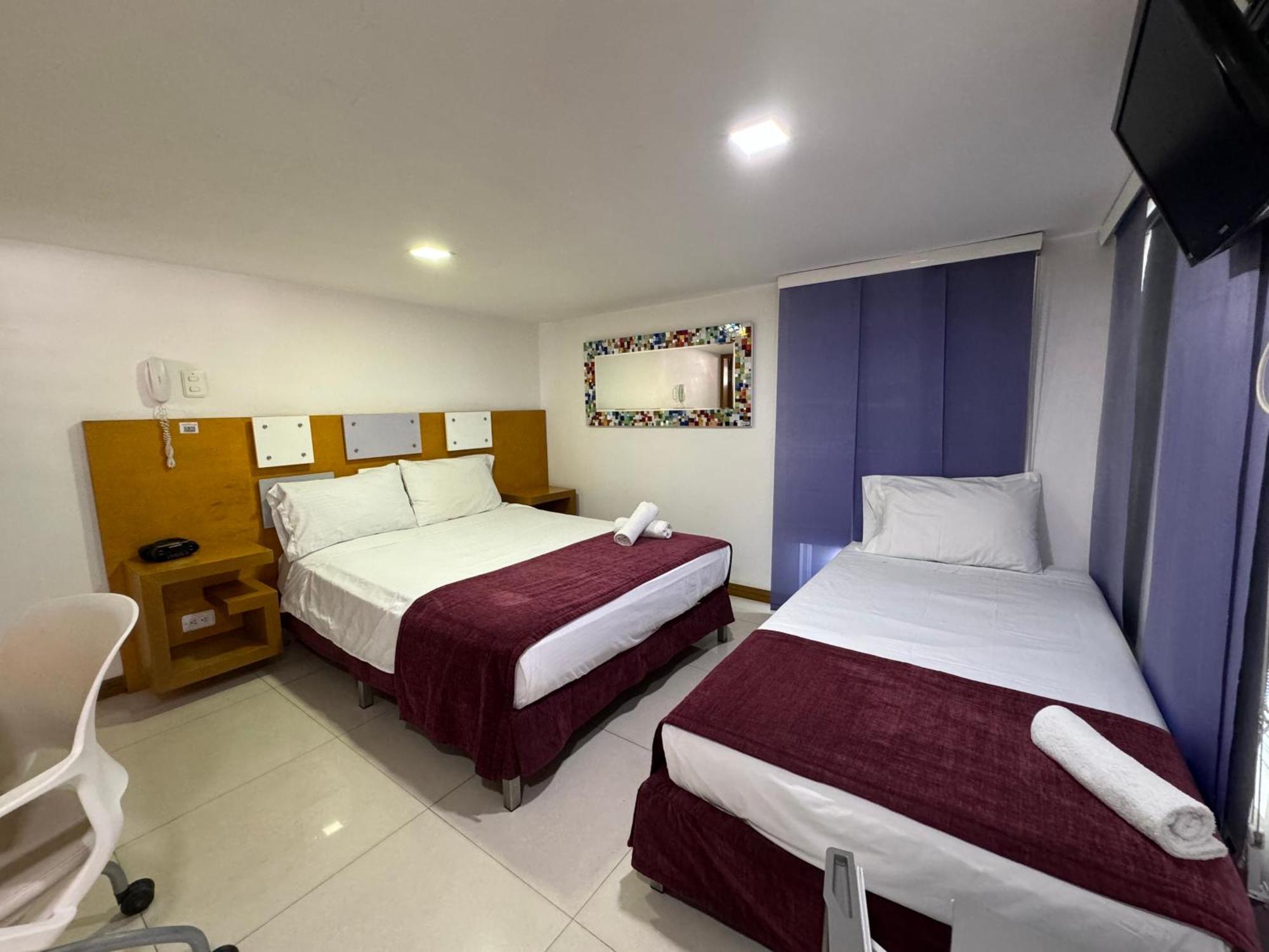 Hotel San Antonio Plaza กาลี ภายนอก รูปภาพ